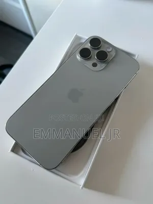 New Apple iPhone 16 Pro Max 256 GB Silver