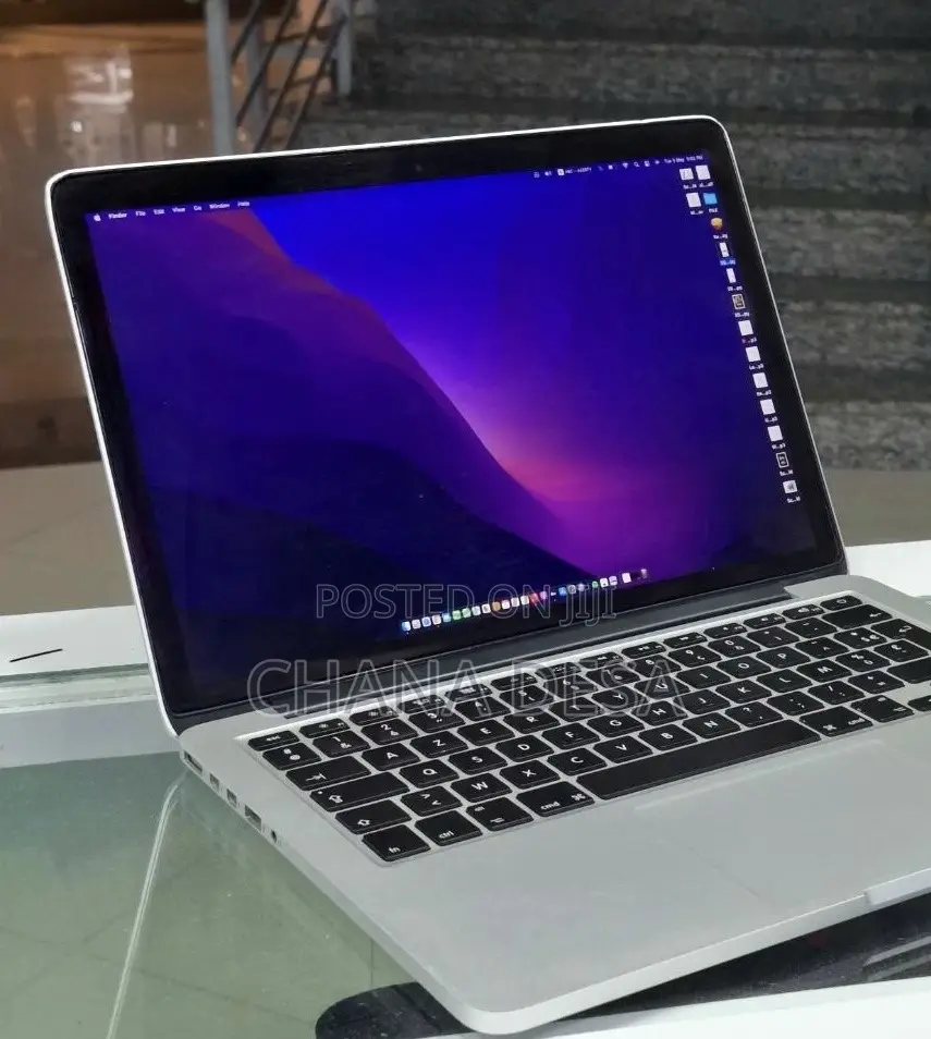 New Laptop Apple MacBook Pro 2015 8GB Intel Core i5 SSD 128GB