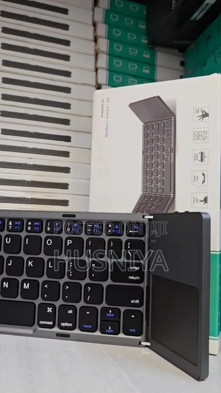 Foldable Wireless Keyboard and Mouse Pad