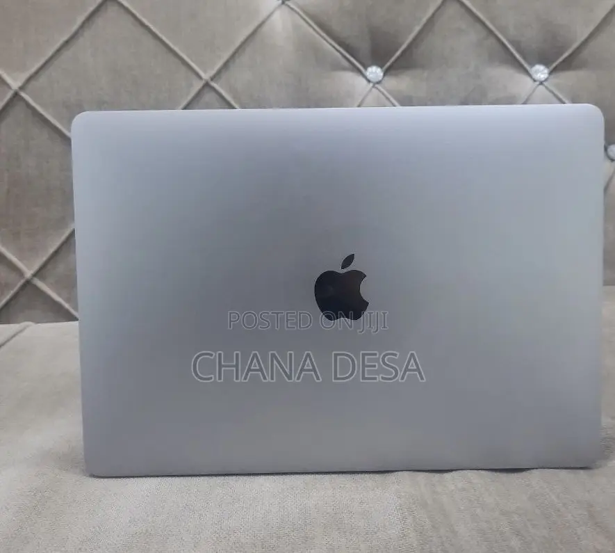New Laptop Apple MacBook Pro 2017 16GB Intel Core i5 SSD 512GB