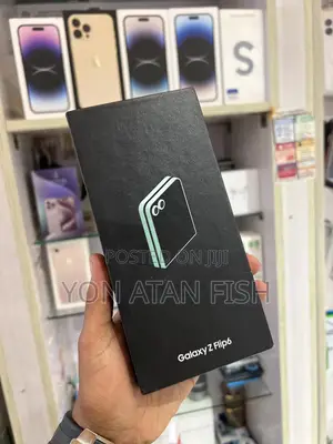 New Samsung Galaxy Z Flip6 256 GB Green