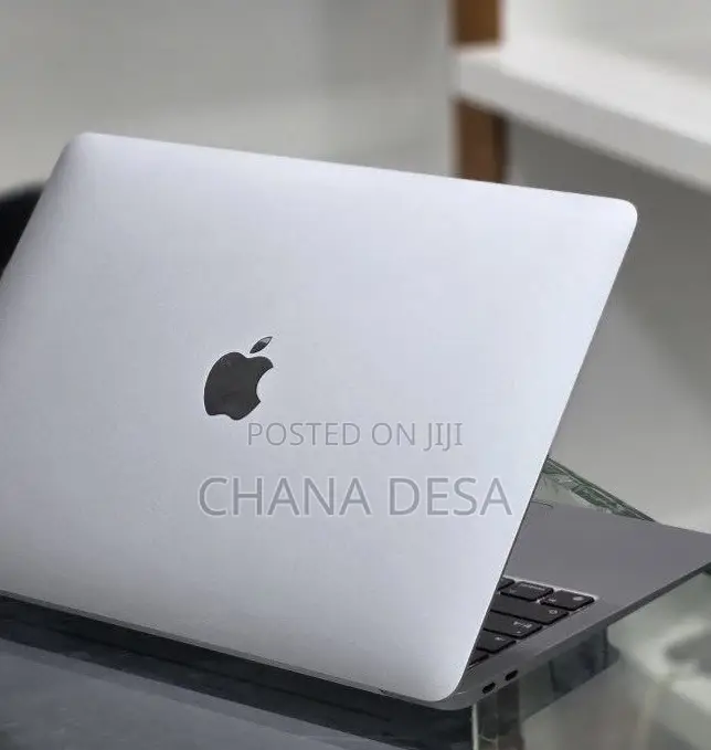 New Laptop Apple MacBook Air 2020 M1 16GB Apple M1 SSD 256GB