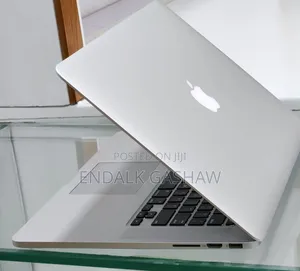 New Laptop Apple MacBook Pro 2015 16GB Intel Core i7 SSD 512GB