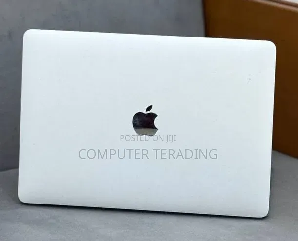 New Laptop Apple MacBook Air 2019 16GB Intel Core i5 SSD 512GB
