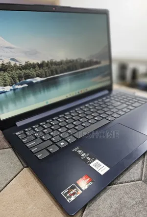 New Laptop Lenovo Ideapad 3 8GB AMD Ryzen 5 SSD 512GB