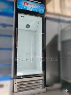 Everest Showcase Refrigerator 450l – Commercial Display Cooling Soluti