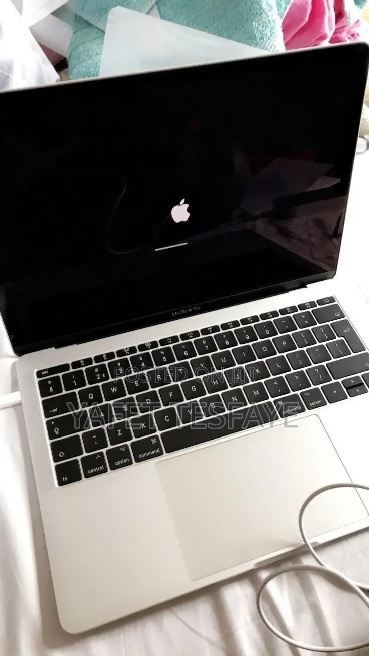 Laptop Apple MacBook Pro 2021 M1 16GB Apple M1 SSD 512GB
