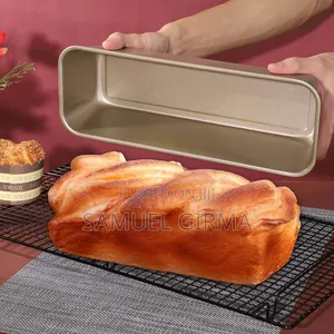 Bread Pan ትልቁ መካከለኛው