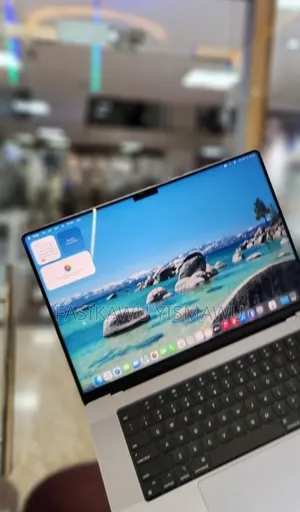 New Laptop Apple MacBook Pro 16GB Apple M1 SSD 512GB