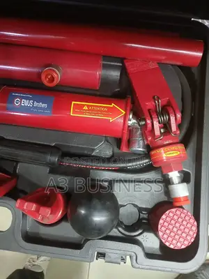 Hydraulic Porta Power Jack Kit የሃይድሮሊክ ቦዲና ቻንሲ ጥገና መሣሪያ