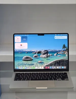 New Laptop Apple MacBook Air 2025 M4 13-inch 16GB Apple M4 SSD 256GB