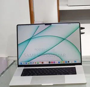 New Laptop Apple MacBook Pro 2021 M1 16GB Intel Core i7 SSD 512GB