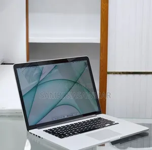 New Laptop Apple MacBook Pro 2021 M1 16GB Intel Core i7 SSD 512GB