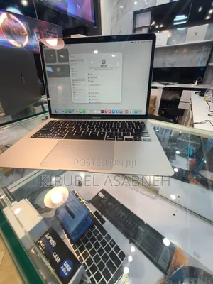 New Laptop Apple MacBook Air 2020 M1 16GB Apple M1 SSD 512GB