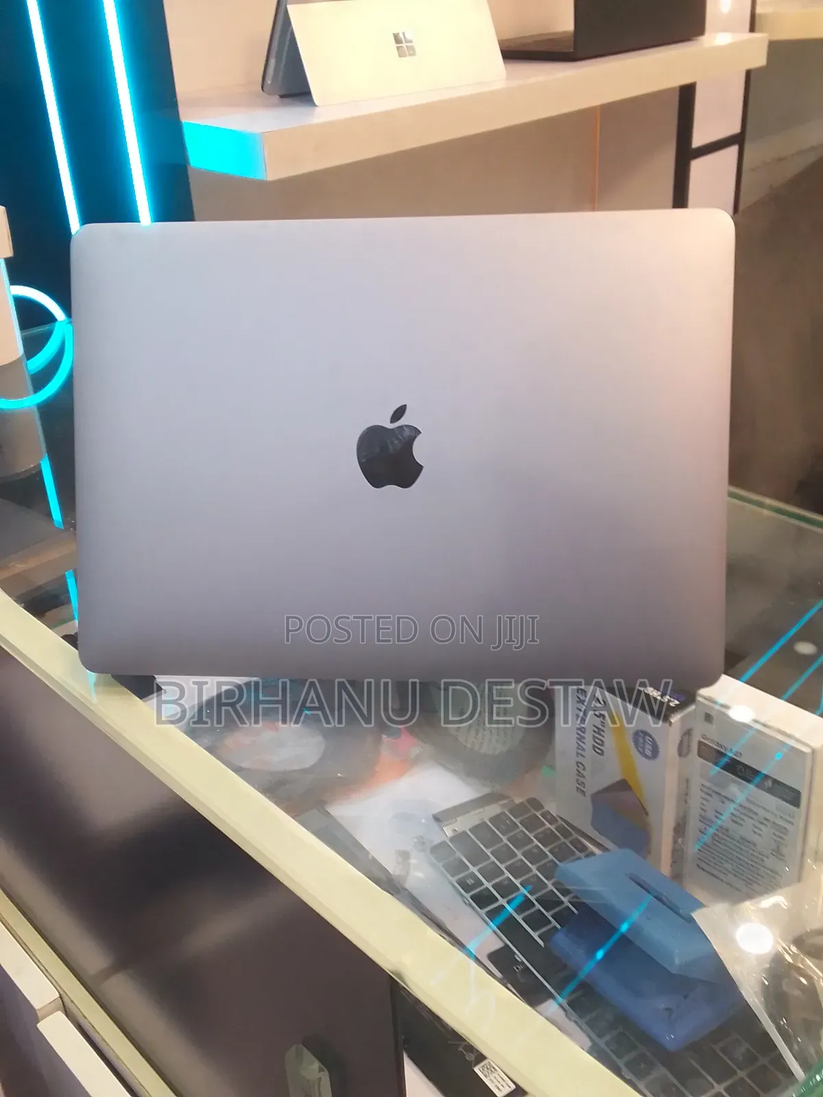 New Laptop Apple MacBook Air 2020 M1 16GB Apple M1 SSD 512GB