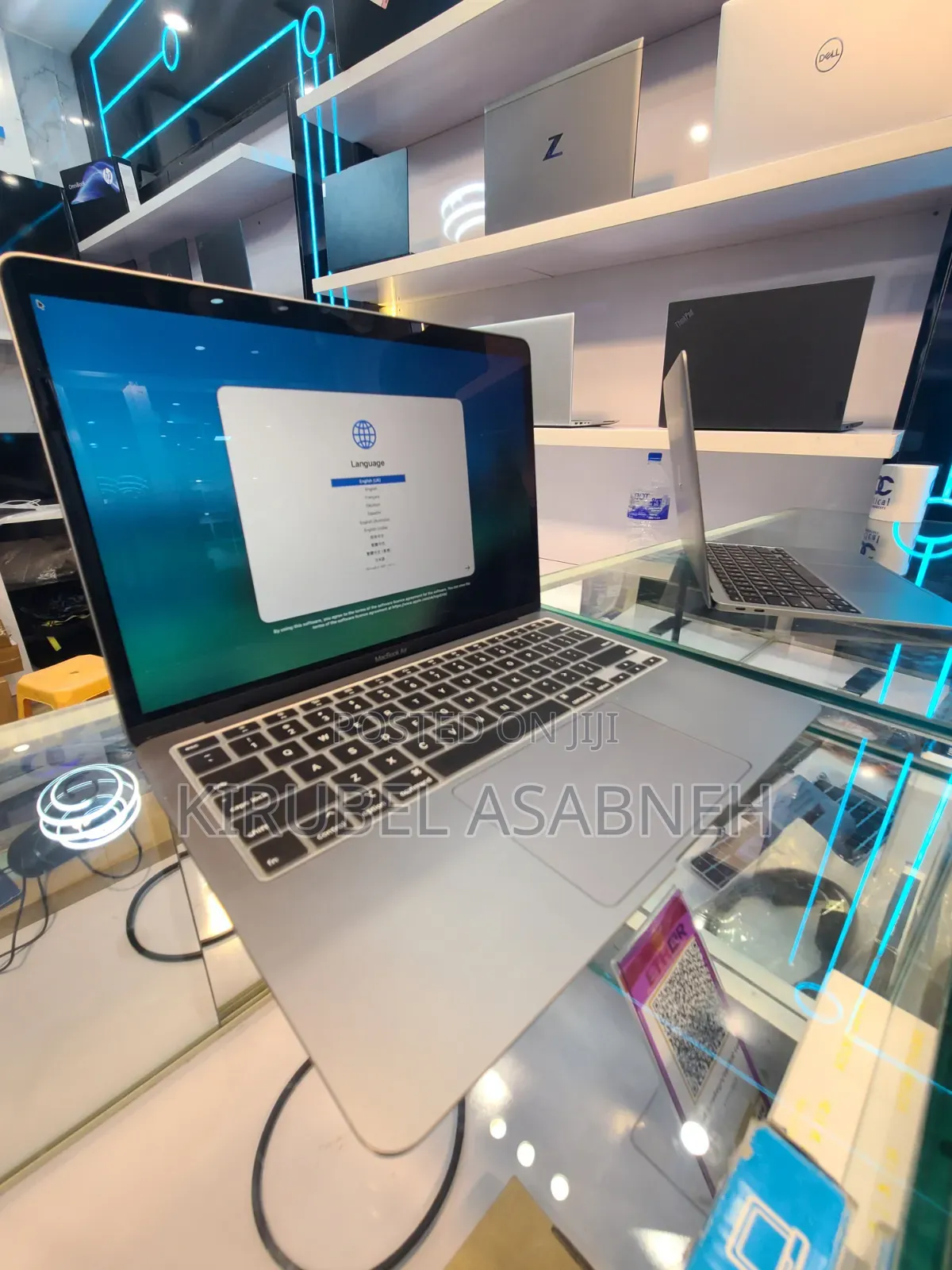 New Laptop Apple MacBook Air 2020 M1 16GB Apple M1 SSD 256GB