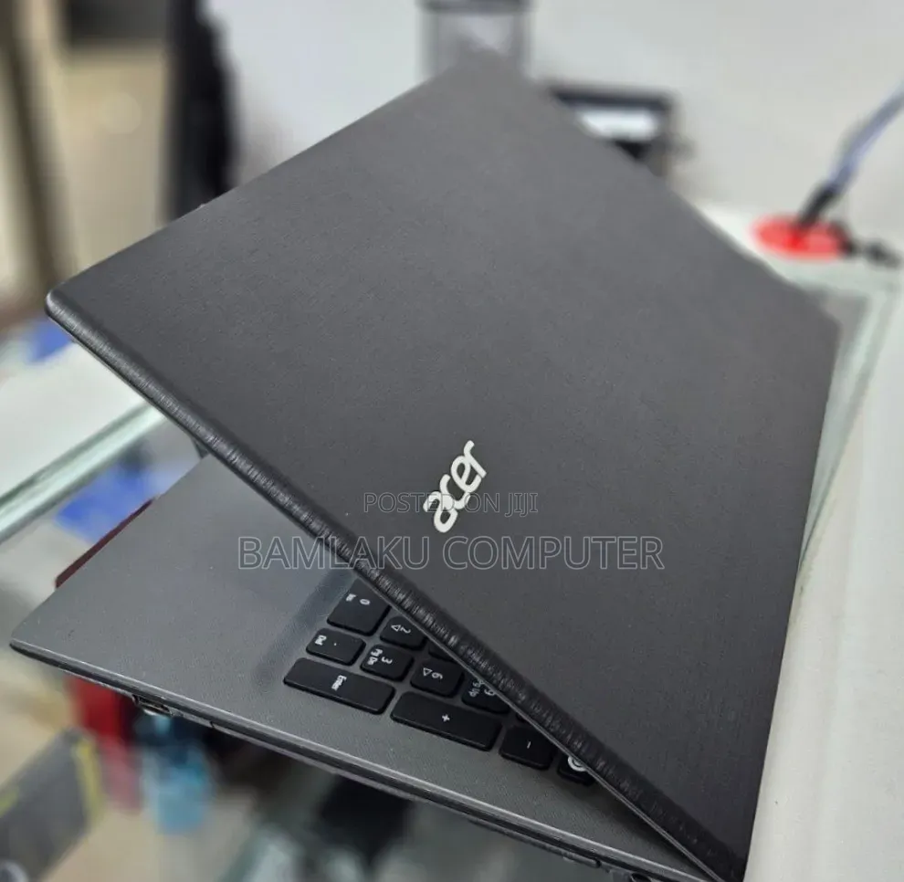 New Laptop Acer Aspire 3 8GB Intel Core i5 HDD 1T