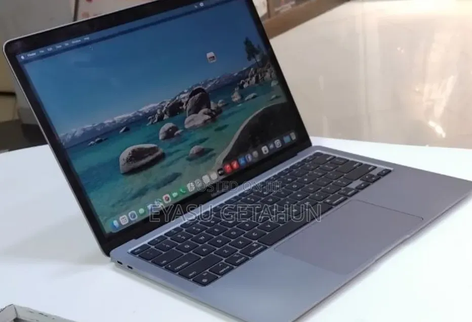New Laptop Apple MacBook Air 2020 M1 8GB Apple M1 SSD 256GB