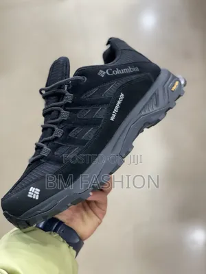 Columbia Men's Hiking Sneakers - Brand New