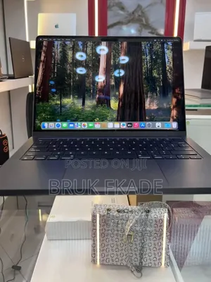New Laptop Apple MacBook Pro 2023 M3 14-inch 18GB Apple M3 SSD 512GB