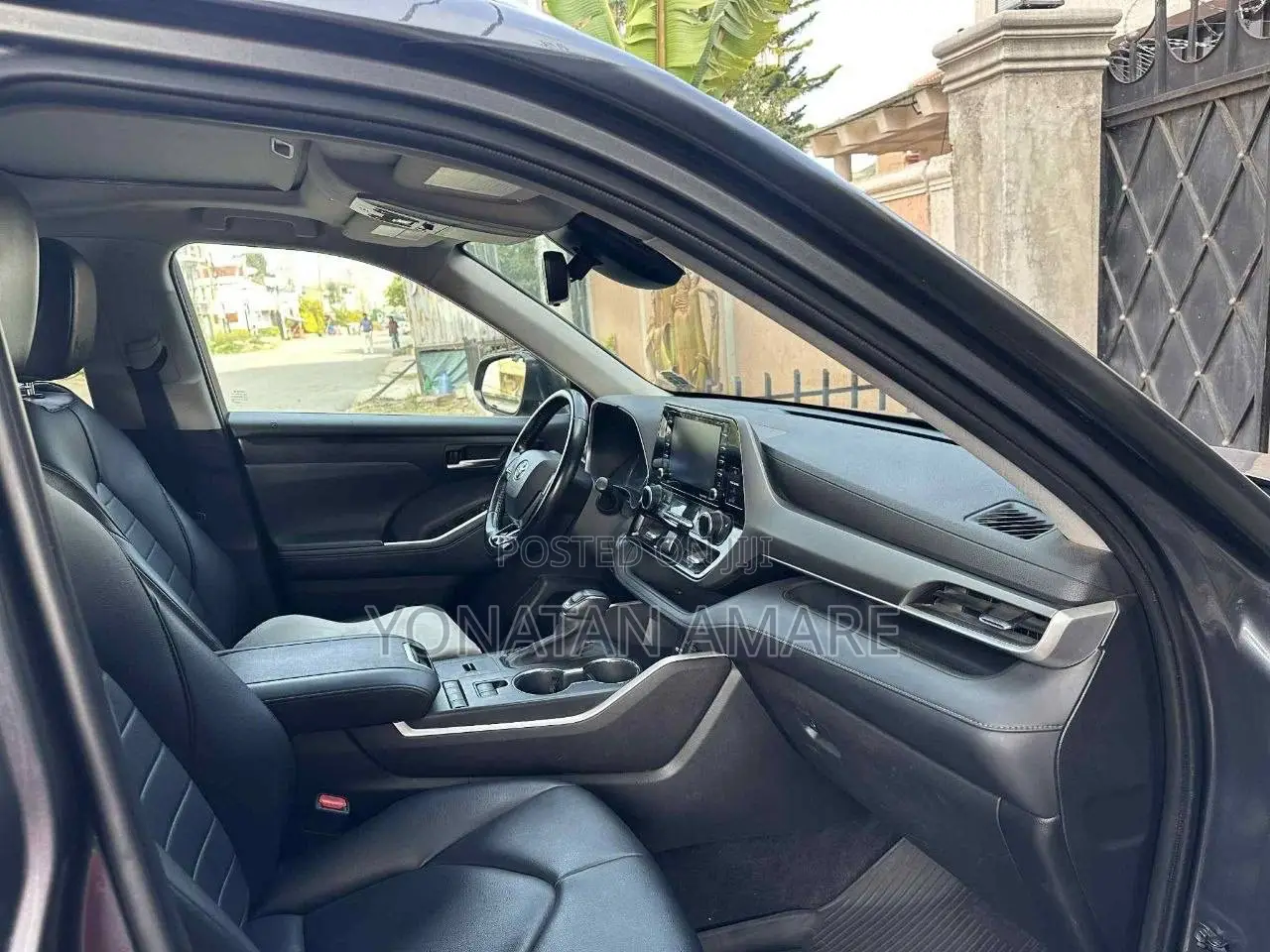 Toyota Highlander Hybrid 2024 Gray