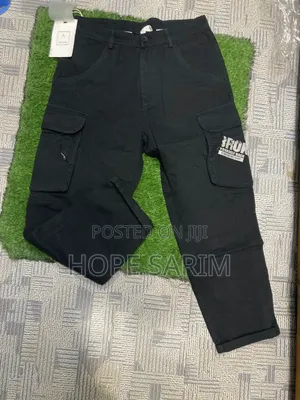 Men's Black Cargo Pants With Side Graphics