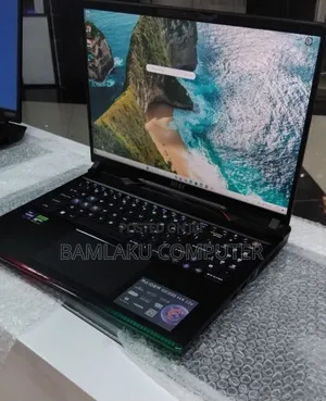 New Laptop MSI Raider GE68HX 13VI-202US 32GB Intel Core i9 SSD 1T