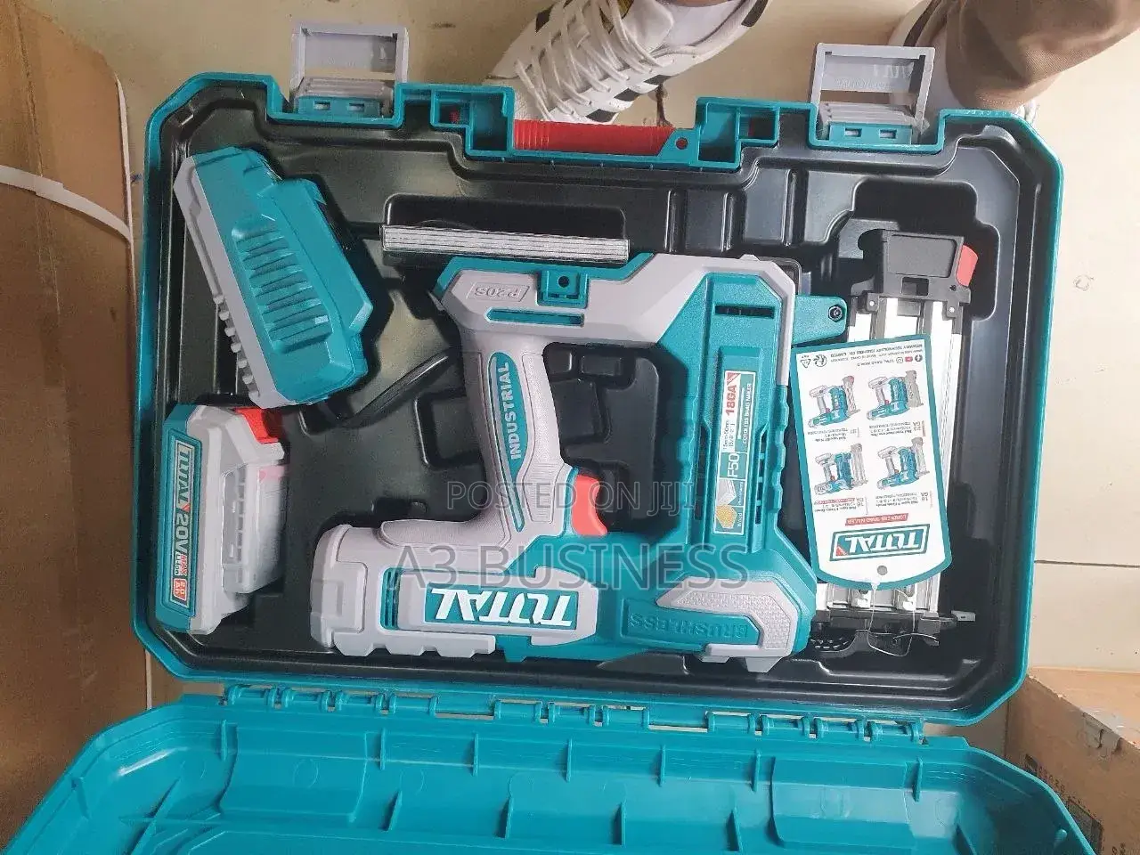 Total Cordless Brad Nailer የኤሌክትሪክ ሚስማር መምቻ ማሽን Shutter