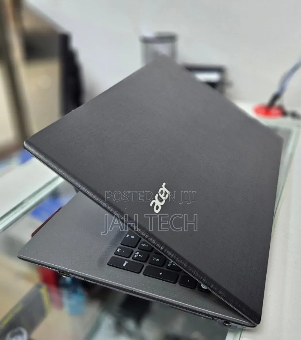 New Laptop Acer Aspire 5 8GB Intel Core i5 HDD 1T