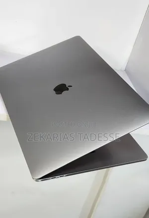 New Laptop Apple MacBook Pro 2017 16GB Intel Core i7 SSD 512GB