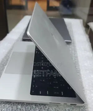 New Laptop Apple MacBook Pro 2021 M1 16GB Apple M1 SSD 512GB