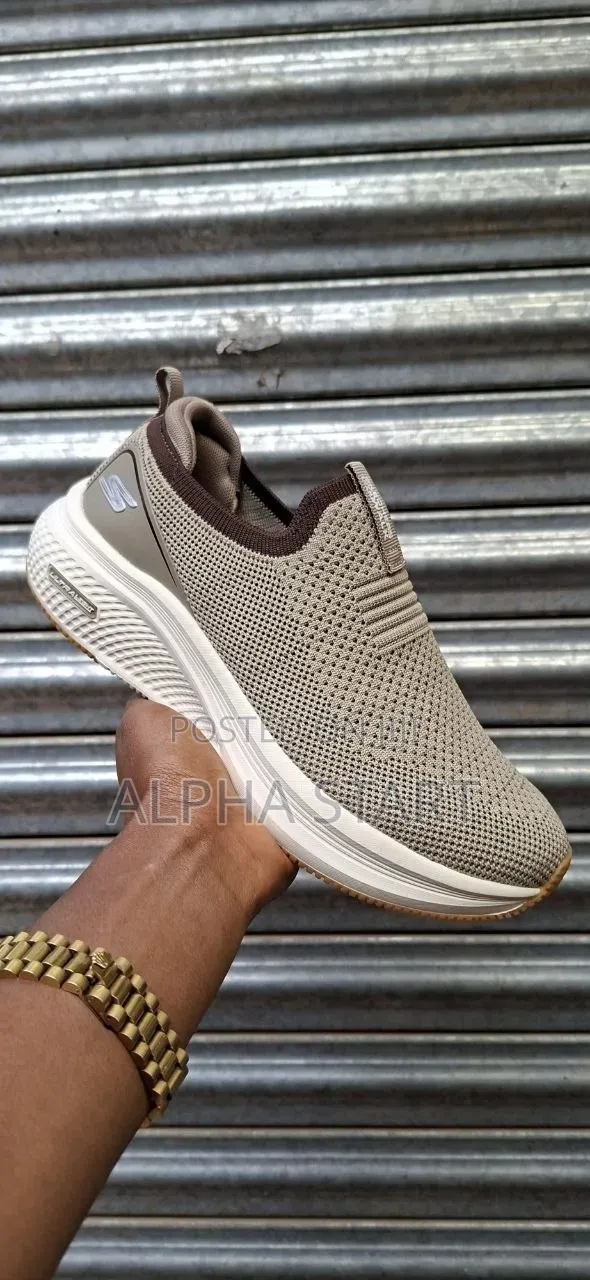 Comfortable Skechers Gilo Made in Vietnam High Master Quality Sneakers