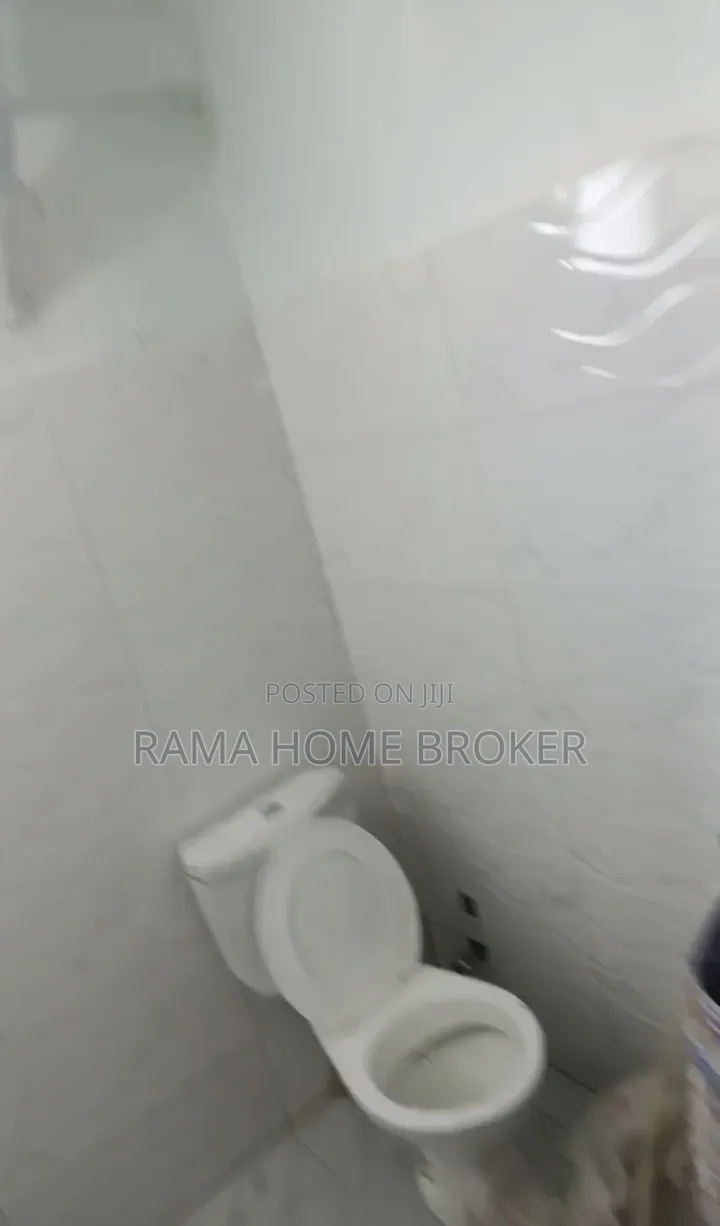 Furnished 2bdrm Condo in ቦሌ አራብሳ ኮንዶሚኒየም, Yeka for sale