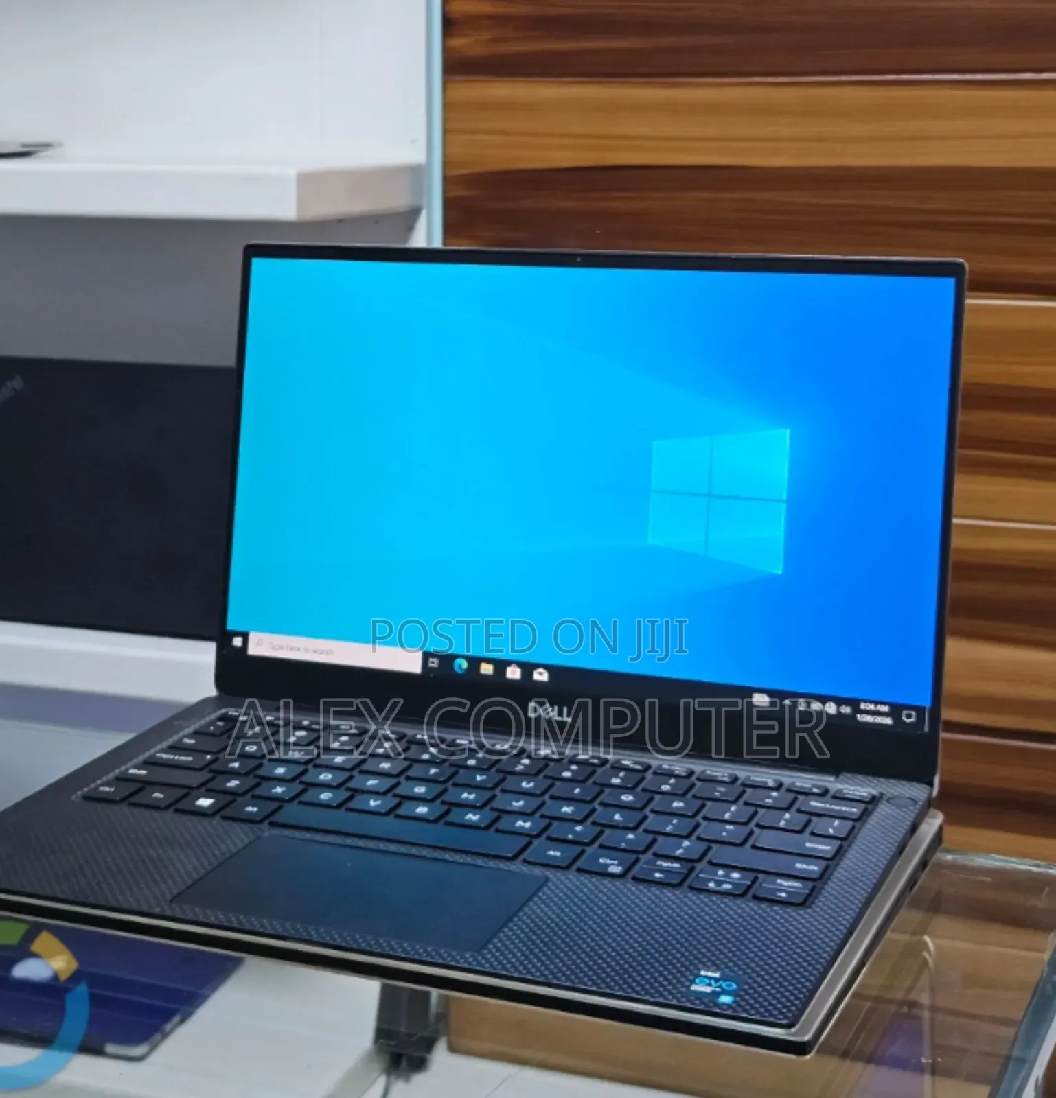 New Laptop Dell XPS 13 16GB Intel Core i7 SSD 512GB
