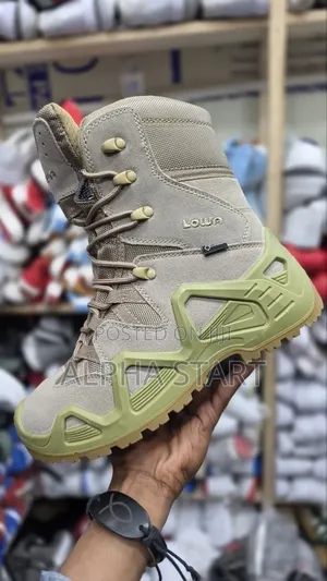 Lowa Boots Water Proof for High Master Quality Shoes for You