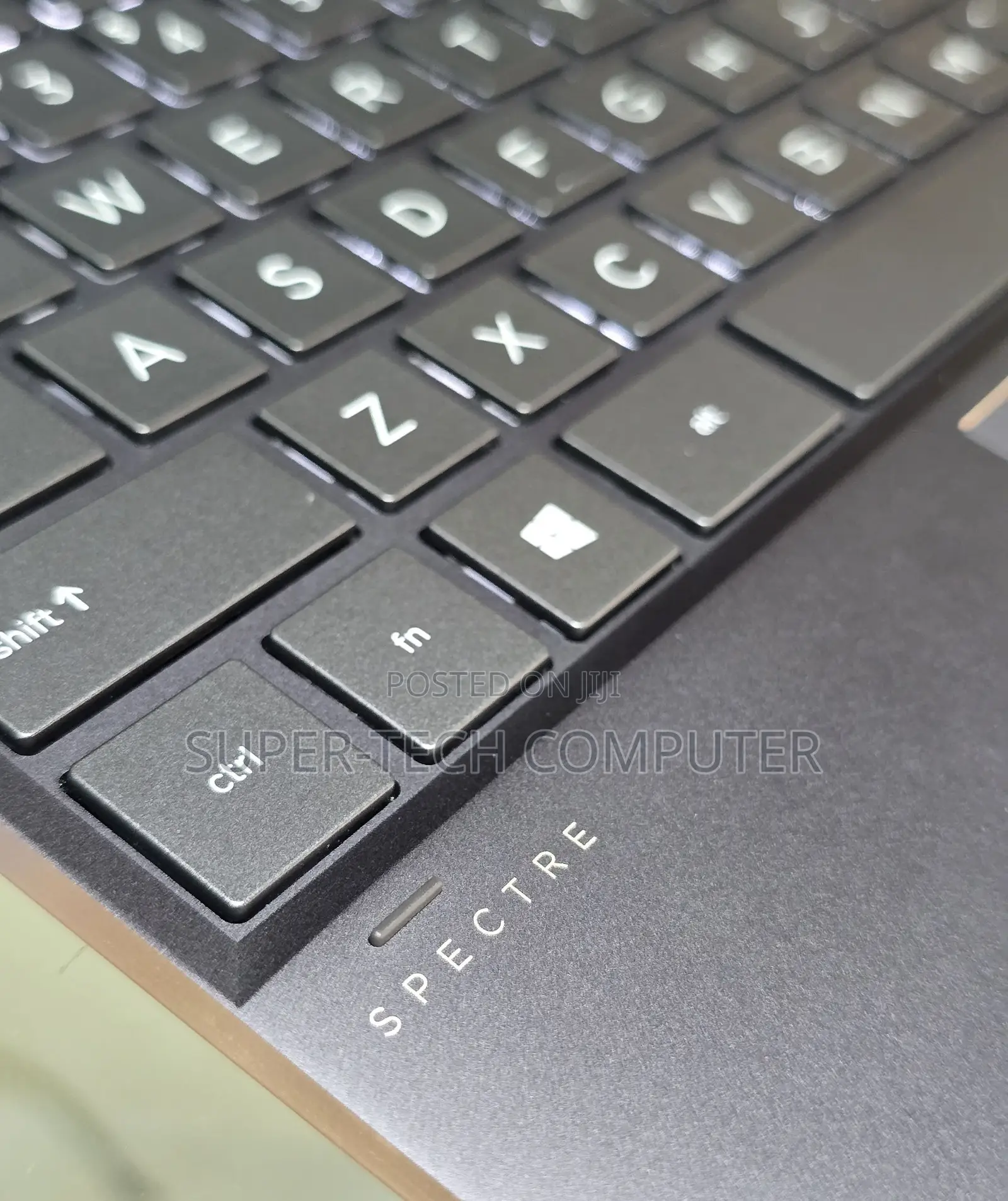 New Laptop HP Spectre X360 16GB Intel Core i7 SSD 1T