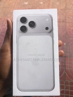 New Apple iPhone 17 Pro Max 256 GB Silver