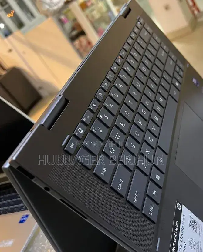 New Laptop HP Envy X360 16GB Intel Core i7 SSD 512GB