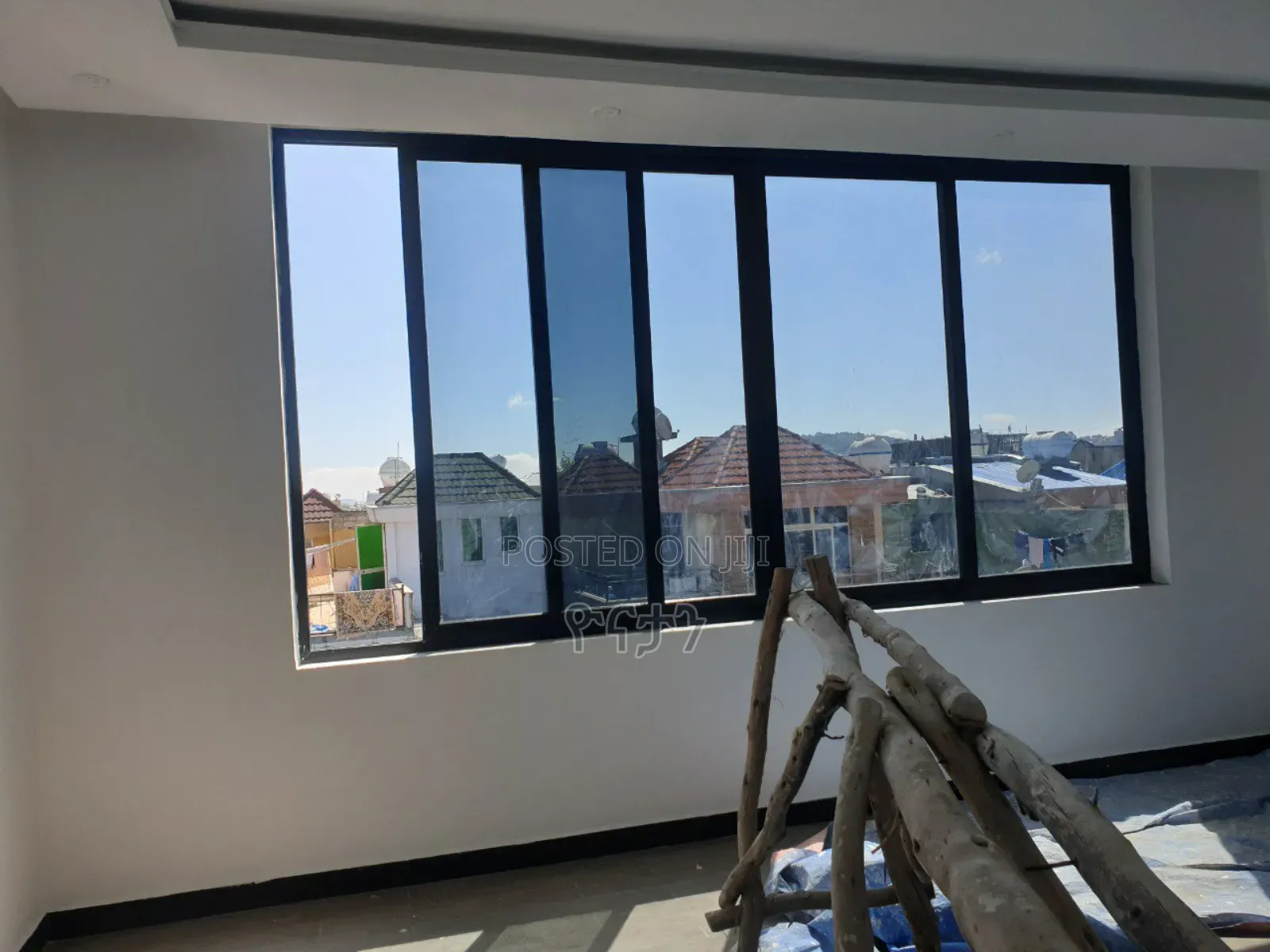 8bdrm House in Nifas Silk-Lafto for sale