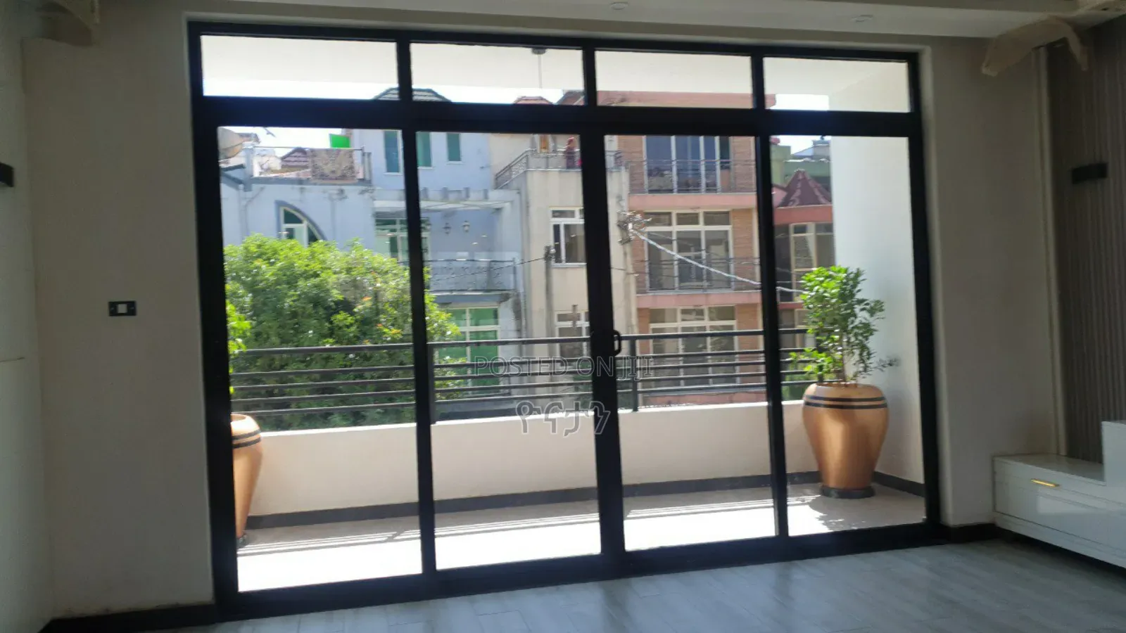 8bdrm House in Nifas Silk-Lafto for sale