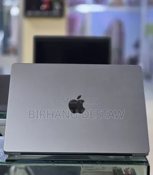 New Laptop Apple MacBook Pro M1 32GB Apple M1 Pro SSD 512GB