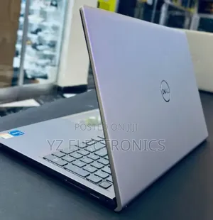 New Laptop Dell Inspiron 15 8GB Intel Core i5 SSD 512GB