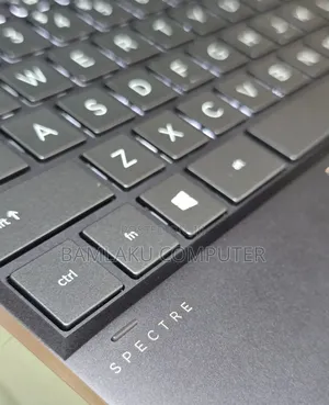 New Laptop HP Spectre 16GB Intel Core i7 SSD 1T