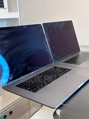 New Laptop Apple MacBook 2018 16GB Intel Core i7 SSD 512GB
