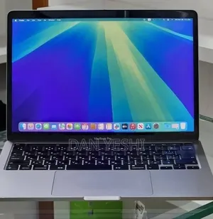 New Laptop Apple MacBook Pro 8GB Intel Core i5 SSD 512GB