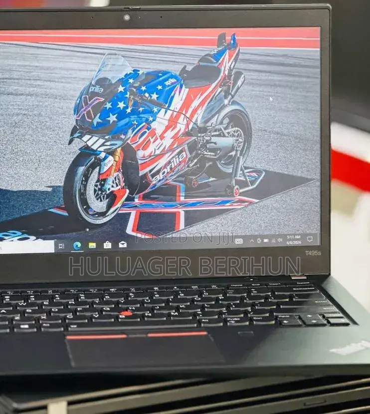 New Laptop Lenovo ThinkPad t495s 16GB AMD Ryzen 7 SSD 512GB