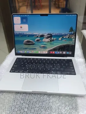 New Laptop Apple MacBook Pro M1 16GB Apple M1 Pro SSD 512GB