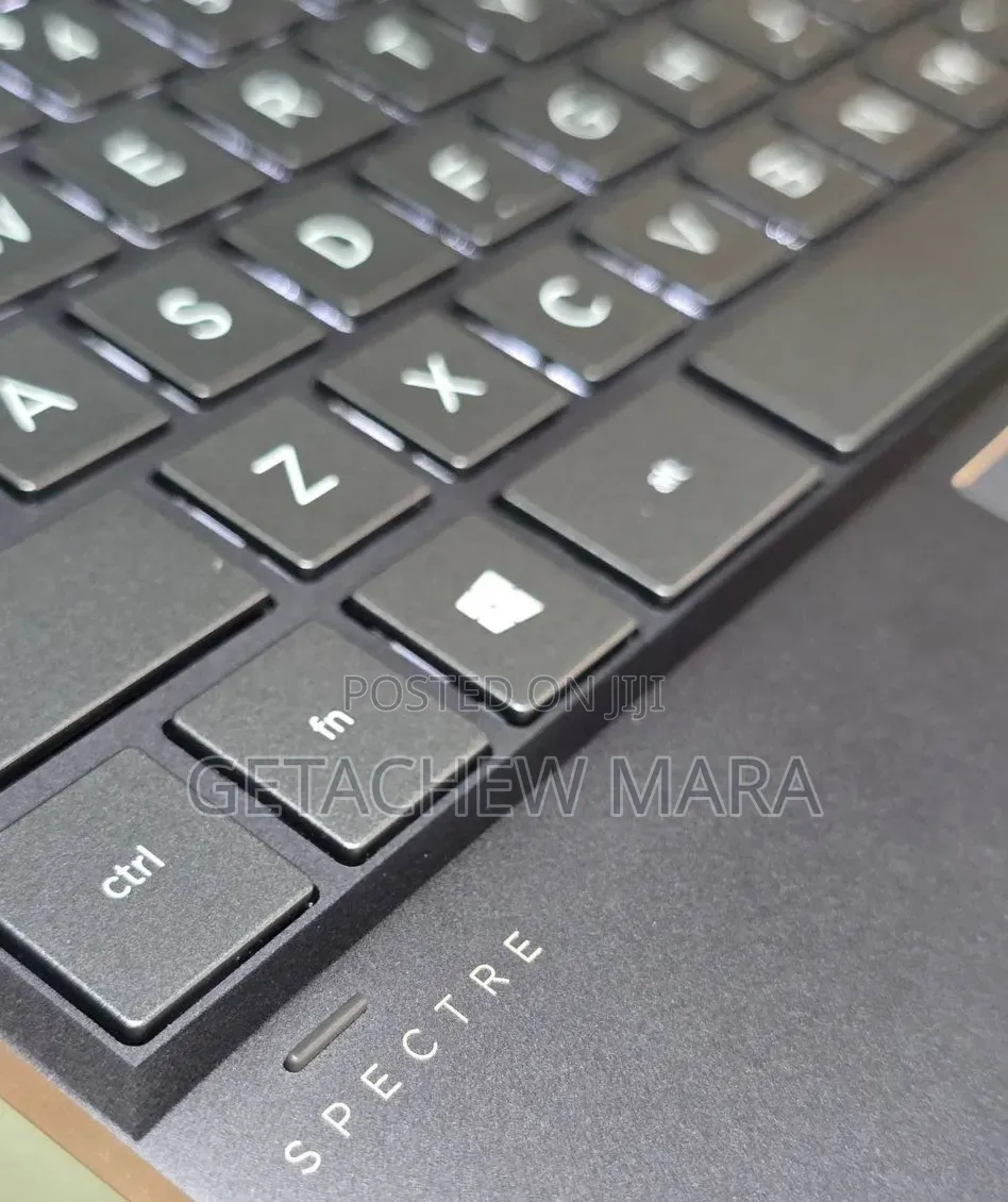 New Laptop HP Spectre X360 16GB Intel Core i7 SSD 1T