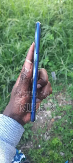 New Samsung A10 32 GB Blue