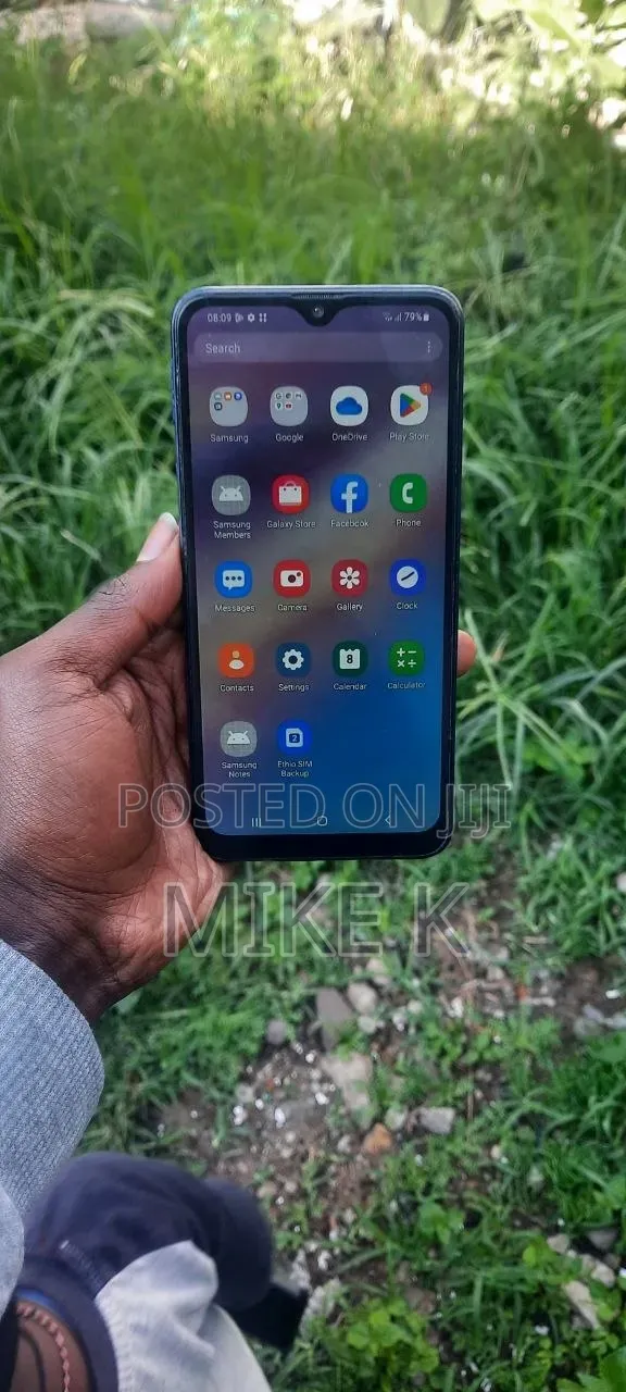 New Samsung A10 32 GB Blue